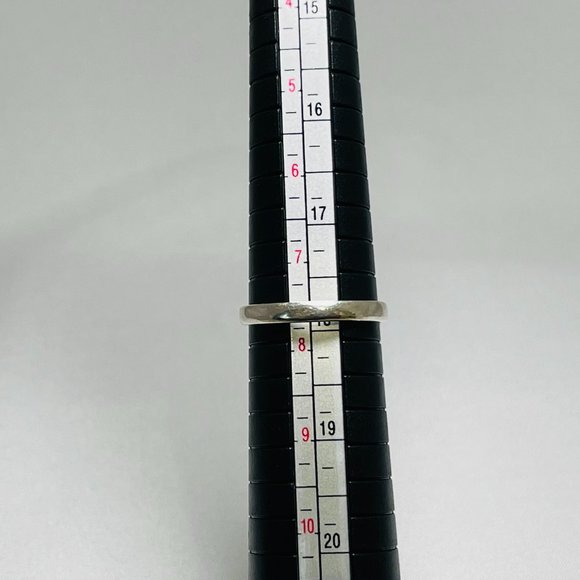 Sterling Silver Ring with Lapis Stone, Size 7.5 - Picture 5 of 5